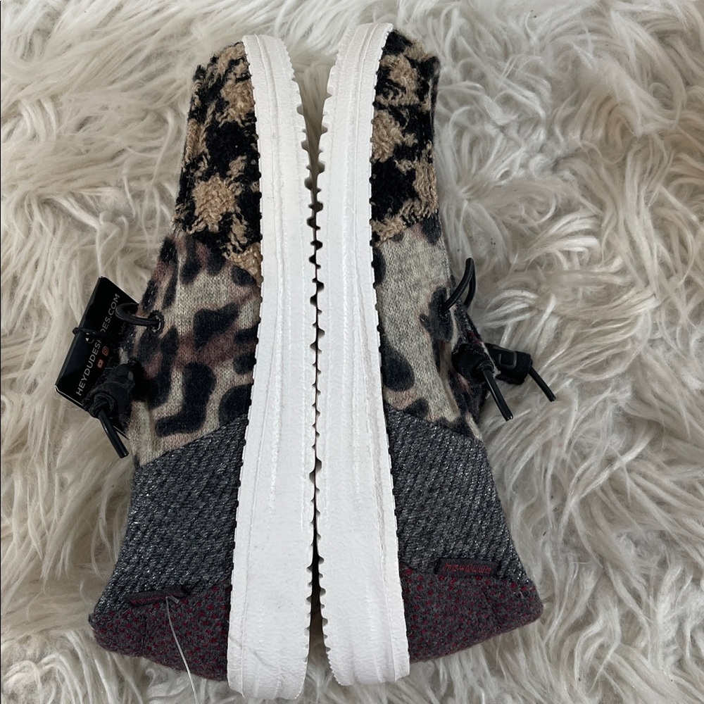 HEY DUDE Wendy Patchwork Java Animal Print Lightw… - image 9